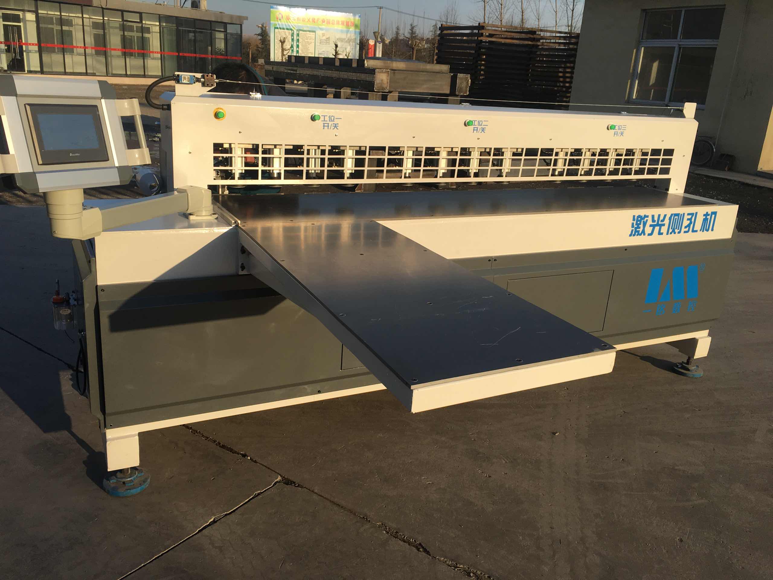 數(shù)控側孔機_濟南一銘數(shù)控機械_供應信息